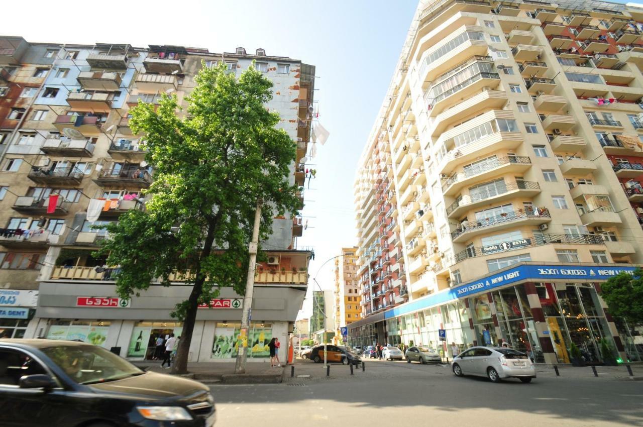 Apartments With A View Of The Trinity Holy Батуми Екстериор снимка